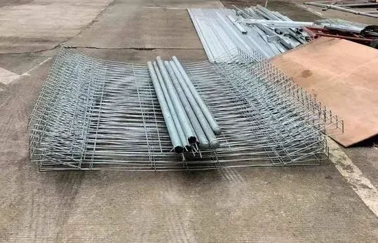 Stok Tiang BRC dan Aksesoris Klem Baut